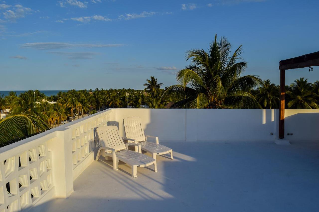 Apartamentos Del Mar El Cuyo Exterior photo